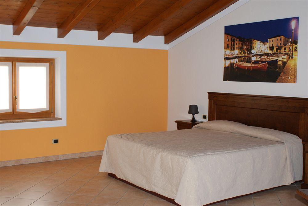 Relais Corte Pontigliardo Colà Exterior foto
